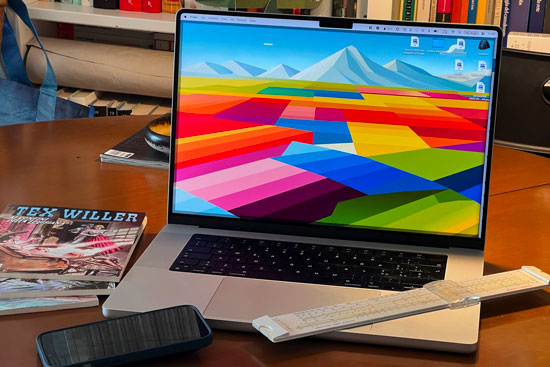 MacBook Pro (M2/Pro/Max)