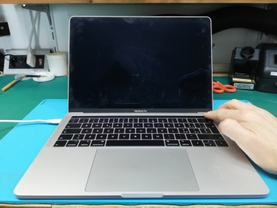Riparazione MacBook Pro 13&amp;quot; 2019