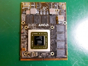 Riparazione iMac 27&Prime; 2011 (Modello A1312) con Scheda Video MXM ATI Radeon HD 6970 512MB